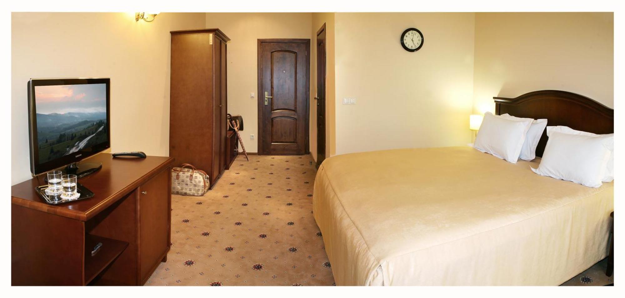 Grand Hotel Pylypets Pilipets Room photo