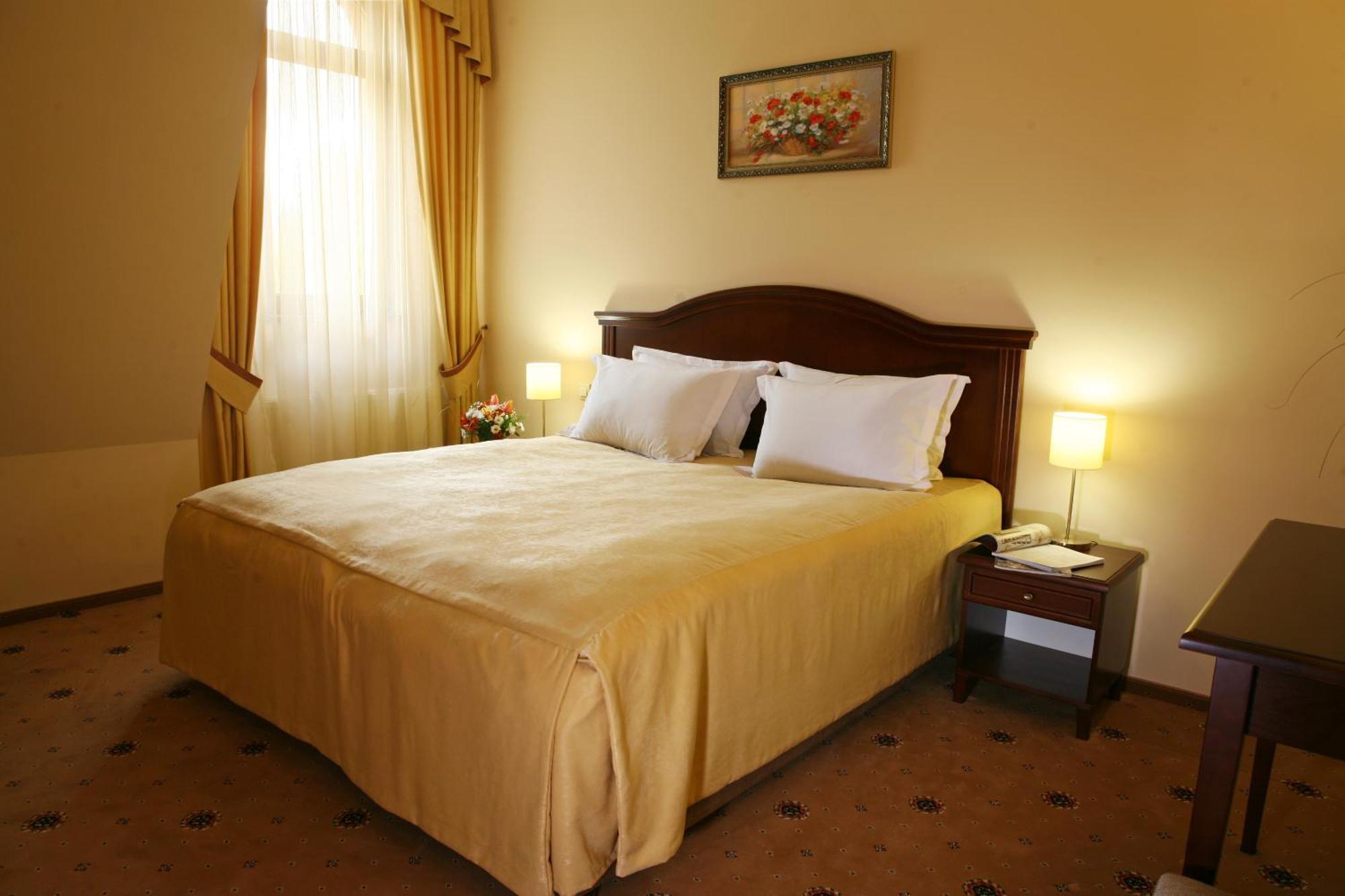 Grand Hotel Pylypets Pilipets Room photo